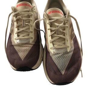 Mens Size 11.5 New Balance Fuel Cell Rebel v5 Running Shoes Sneakers